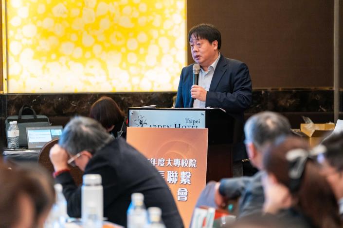 文化大學王子奇校長分享，學校應轉型為產業與學生間的「最佳橋樑」，為學生開創具實戰力的學習場域_Instructions for literal