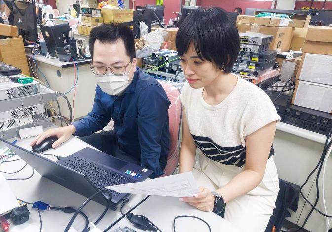 育瑄參加北分署泰山職訓場網路規劃架設課程，成功轉型進入IT產業_Instructions for literal