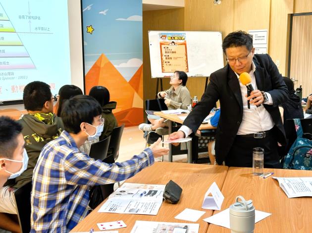 北分署青年暑期職涯活動課程採沉浸式學習設計，強化青年實戰職場力，為後續見習與就業做好準備_Instructions for literal