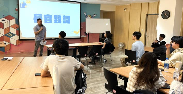 洪申翰部長出席北部大專學生自治聯合會交流會，分享勞動部青年政策與資源_Instructions for literal