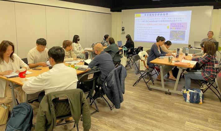 產業人才投資方案補助在職勞工3年10萬訓練費，精進專業能力，提升職場競爭力。_Instructions for literal