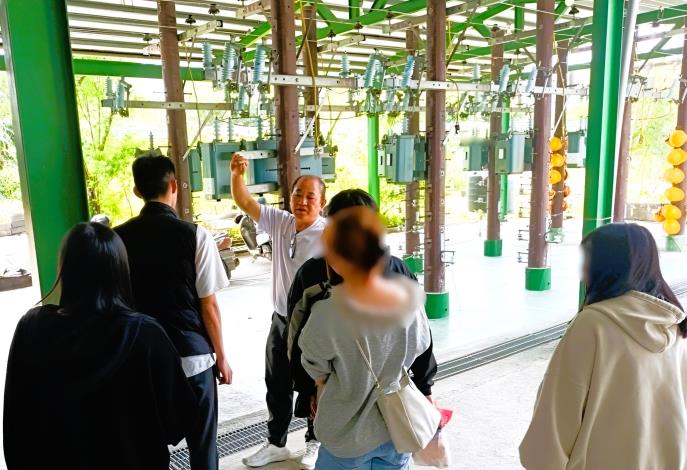 北分署宜蘭職訓場陳枝洋訓練師為少年說明水電工作技能需求與就業潛力_Instructions for literal