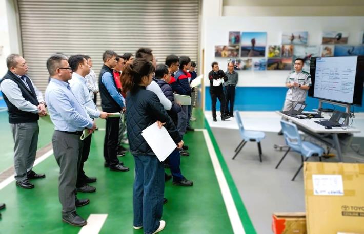 和泰汽車運用勞動部「企業人力資源提升計畫」辦理訓練強化員工對新型能源車的掌握_Instructions for literal