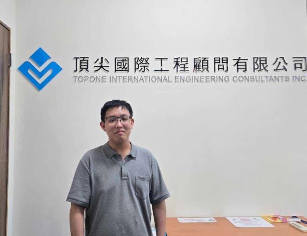 圖說:謝家榮參加青年就業領航計畫，不僅累積工作經驗還成功錄取國立高雄科技大學土木系。_Instructions for literal
