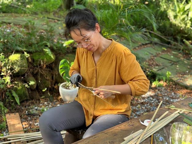 竹的工藝體驗-剖竹技藝_Instructions for literal