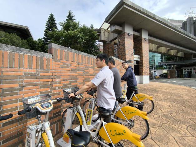 圖說:桃竹苗分署啟用15柱YouBike公共自行車租賃站，提供洽公民眾、參訓學員及訪客更便利、彈性的綠色交通新選擇。_Instructions for literal