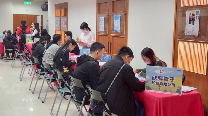 圖說：桃竹苗分署6月份在桃園、新竹、苗栗地區辦理9場徵才活動，歡迎有求職需求的民眾踴躍參與。（此為活動示意圖）_Instructions for literal