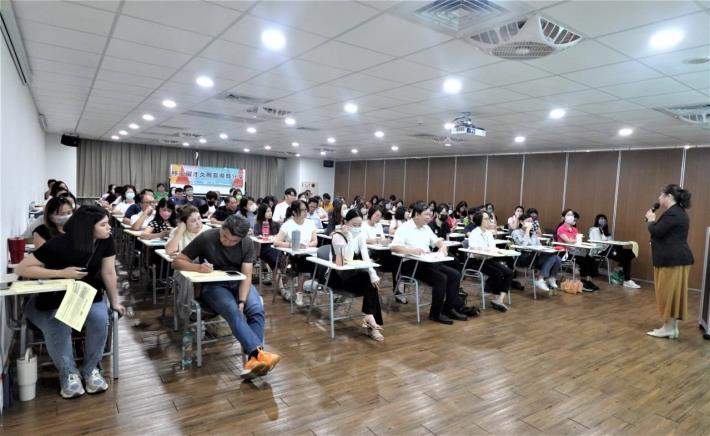 圖2.移工留才久用方案9月18日台中場宣導及分享會_Instructions for literal