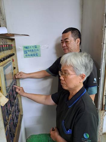 圖3.歆錡科技員工學以致用，將參訓所得之智慧管理與技術優化導入生產線，大幅降低不良率。_Instructions for literal