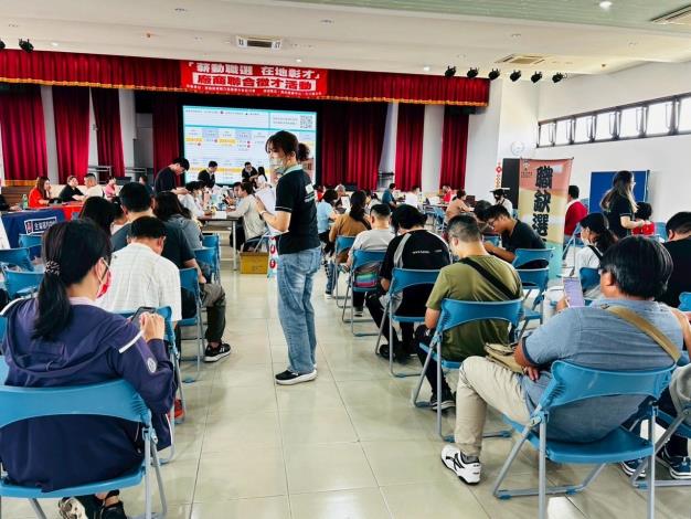 圖2.參與徵才的廠商逾9成為在地企業，可促進青年在地就業_Instructions for literal