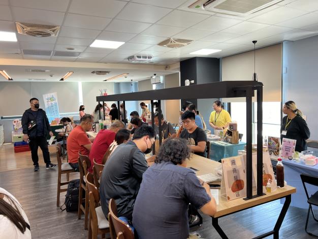 圖1.雲嘉南分署1、2月將在轄區內辦理39場徵才活動，提供逾2,100個職缺，有尋職需求民眾可把握機會。(資料照片).JPG_Instructions for literal