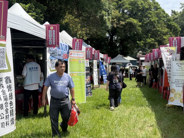 勞動部虎尾就業中心「夢想野Fun・徵薪不讓」大型徵才暨市集活動，共邀集31家企業、提供近1,300個工作機會_Instructions for literal
