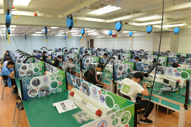 Applied Electronics in Regional Skills Competition